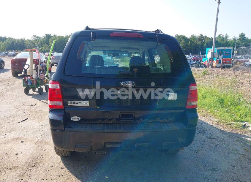 Photo 15 of 2012 Ford Escape XLS (VIN 1FMCU0C77CKC73676)