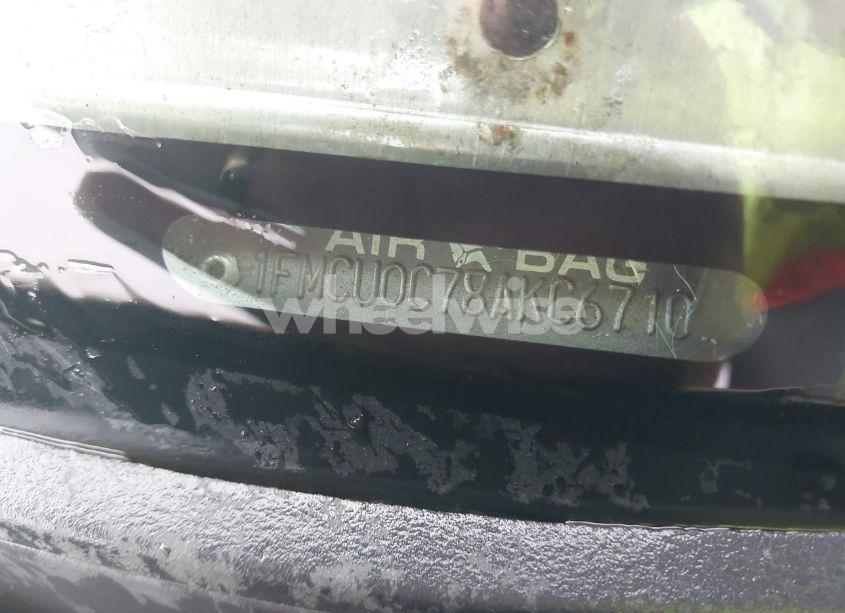 Photo 9 of 2010 Ford Escape XLS (VIN 1FMCU0C78AKC67107)