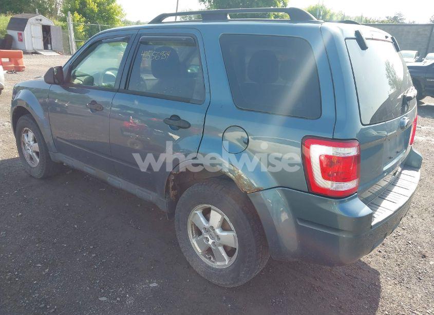 Photo 3 of 2011 Ford Escape XLS (VIN 1FMCU0C78BKA78085)