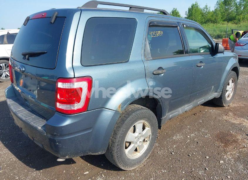 Photo 4 of 2011 Ford Escape XLS (VIN 1FMCU0C78BKA78085)