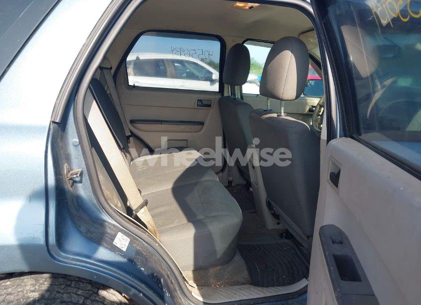 Photo 8 of 2011 Ford Escape XLS (VIN 1FMCU0C78BKA78085)