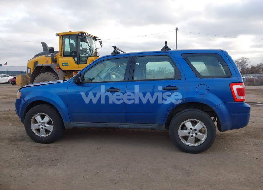 Photo 14 of 2011 Ford Escape XLS (VIN 1FMCU0C78BKA86624)