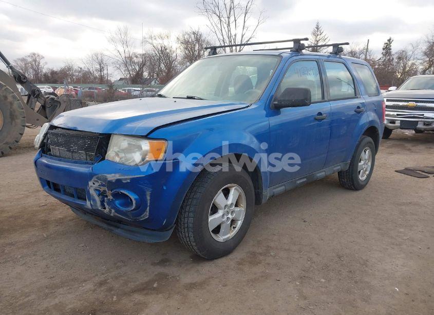 Photo 2 of 2011 Ford Escape XLS (VIN 1FMCU0C78BKA86624)