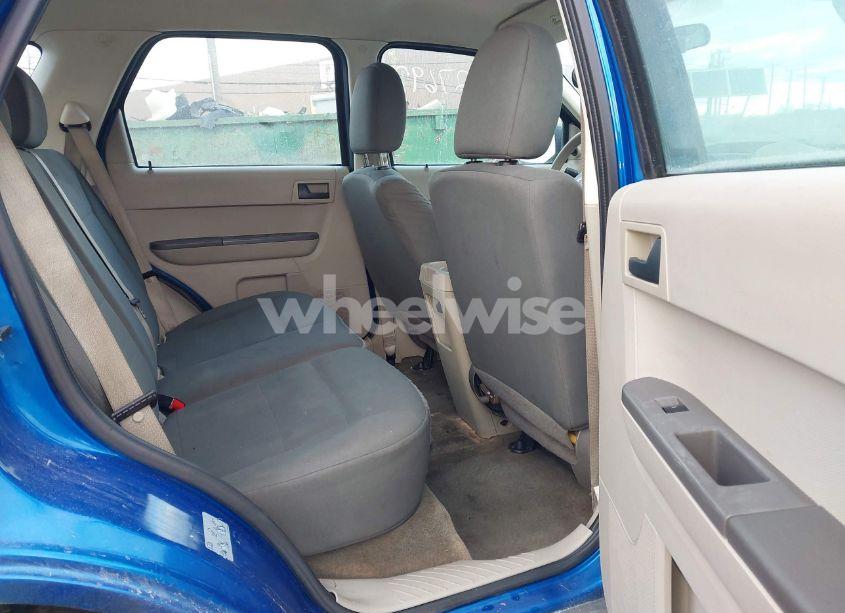 Photo 8 of 2011 Ford Escape XLS (VIN 1FMCU0C78BKA86624)