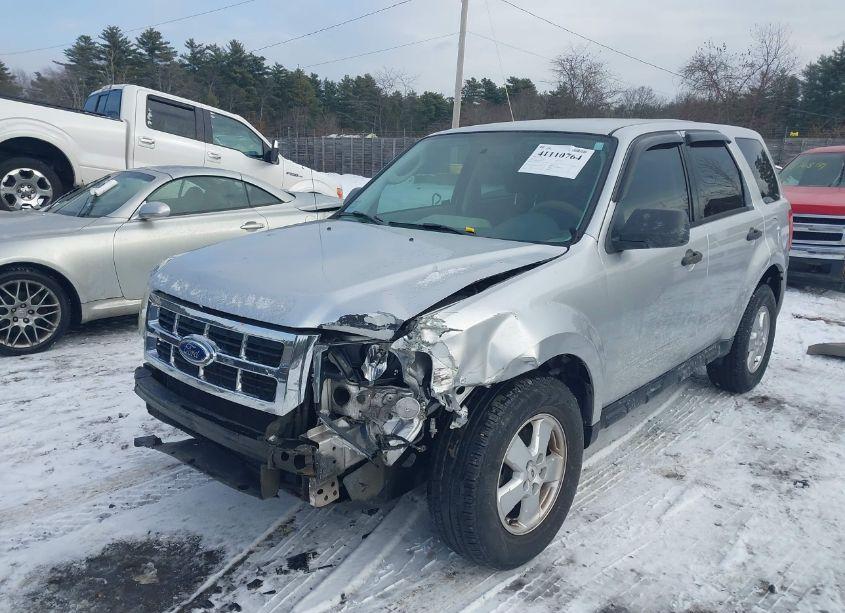 Photo 6 of 2011 Ford Escape XLS (VIN 1FMCU0C78BKB85699)