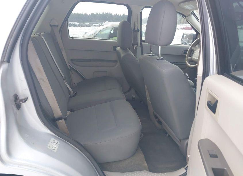 Photo 8 of 2011 Ford Escape XLS (VIN 1FMCU0C78BKB85699)