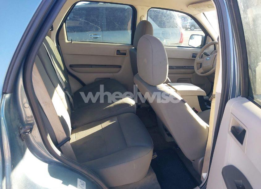 Photo 8 of 2011 Ford Escape XLS (VIN 1FMCU0C78BKC10228)