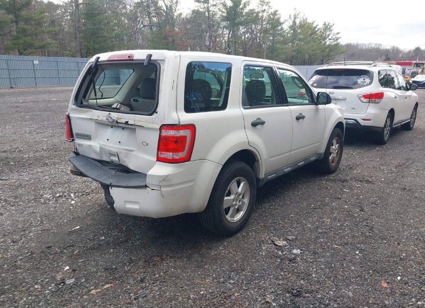 Photo 4 of 2012 Ford Escape XLS (VIN 1FMCU0C78CKA02724)