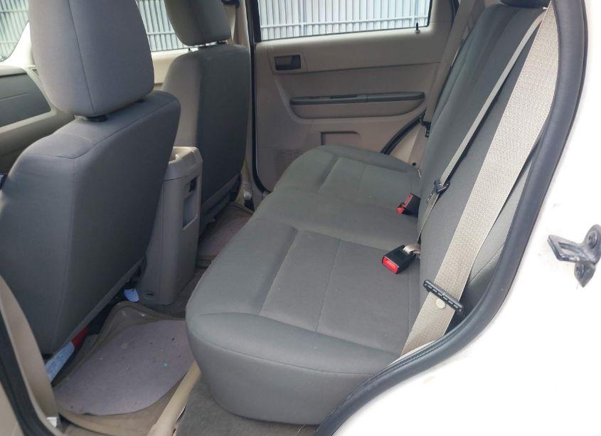 Photo 8 of 2012 Ford Escape XLS (VIN 1FMCU0C78CKA02724)