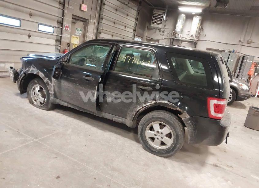 Photo 3 of 2012 Ford Escape XLS (VIN 1FMCU0C78CKA33536)