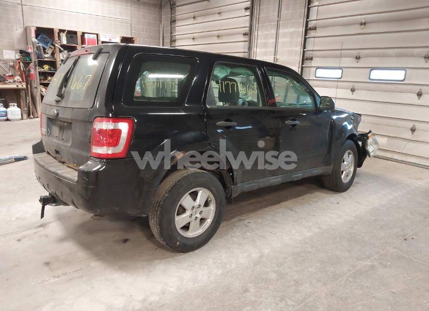 Photo 4 of 2012 Ford Escape XLS (VIN 1FMCU0C78CKA33536)