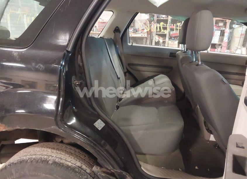 Photo 8 of 2012 Ford Escape XLS (VIN 1FMCU0C78CKA33536)