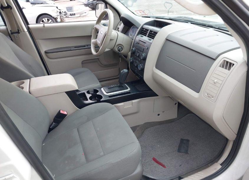 Photo 5 of 2012 Ford Escape (VIN 1FMCU0C78CKA58047)