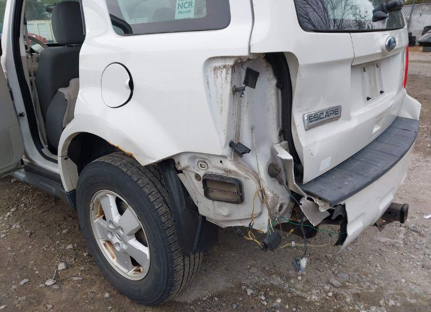 Photo 6 of 2012 Ford Escape (VIN 1FMCU0C78CKA58047)