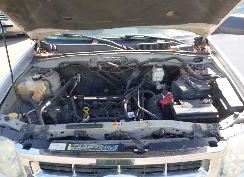 Photo 10 of 2012 Ford Escape XLS (VIN 1FMCU0C78CKC20145)