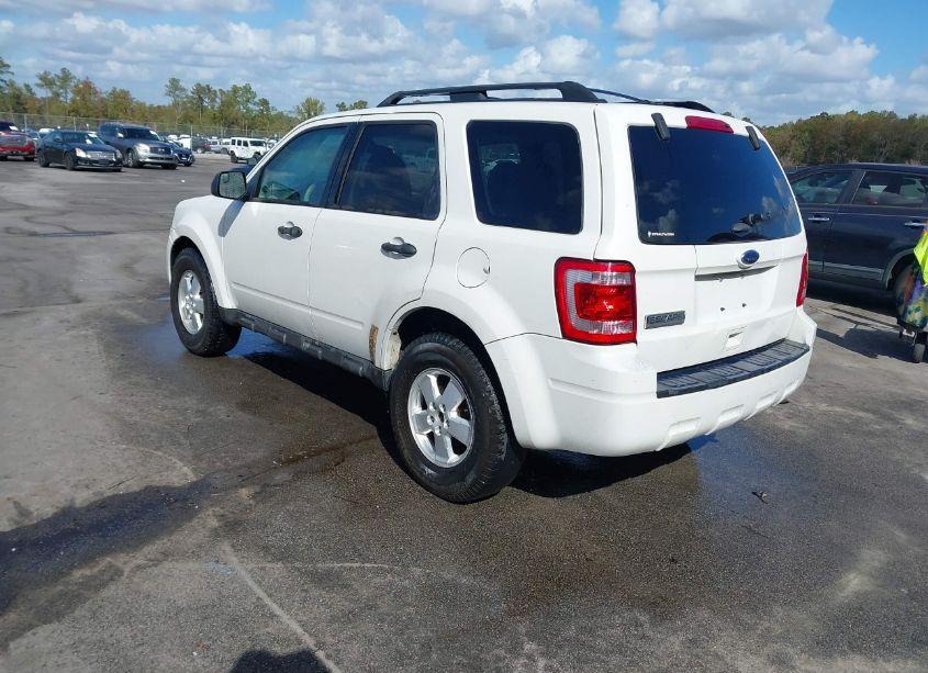 Photo 3 of 2012 Ford Escape XLS (VIN 1FMCU0C78CKC20145)