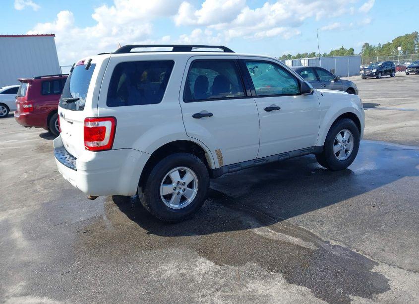 Photo 4 of 2012 Ford Escape XLS (VIN 1FMCU0C78CKC20145)