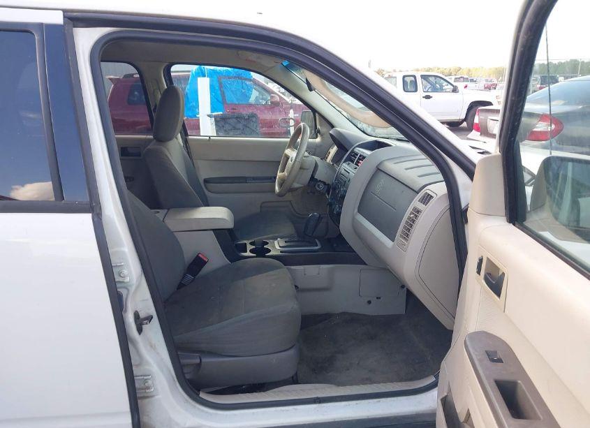 Photo 5 of 2012 Ford Escape XLS (VIN 1FMCU0C78CKC20145)