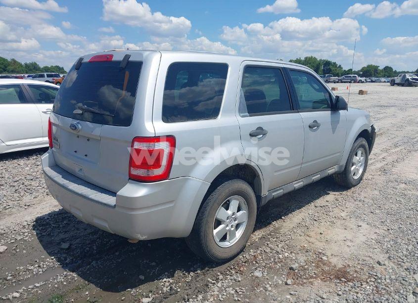 Photo 4 of 2011 Ford Escape XLS (VIN 1FMCU0C79BKB63761)