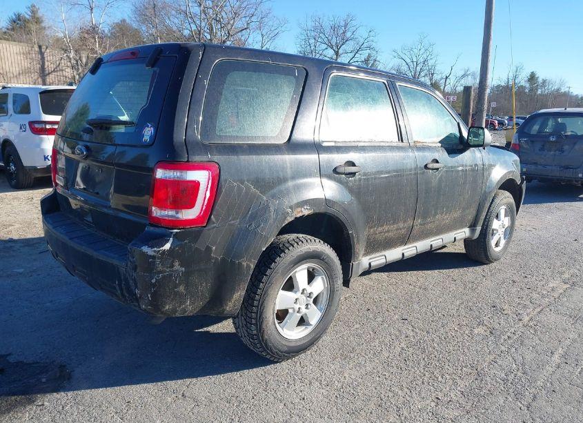 Photo 4 of 2012 Ford Escape XLS (VIN 1FMCU0C79CKA54184)