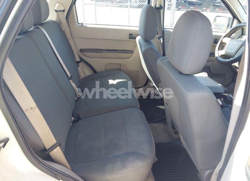 Photo 8 of 2012 Ford Escape XLS (VIN 1FMCU0C79CKB45133)