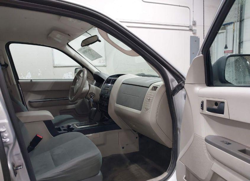 Photo 5 of 2012 Ford Escape XLS (VIN 1FMCU0C79CKB79282)