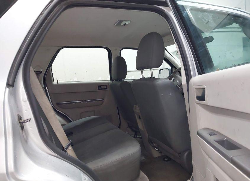 Photo 8 of 2012 Ford Escape XLS (VIN 1FMCU0C79CKB79282)