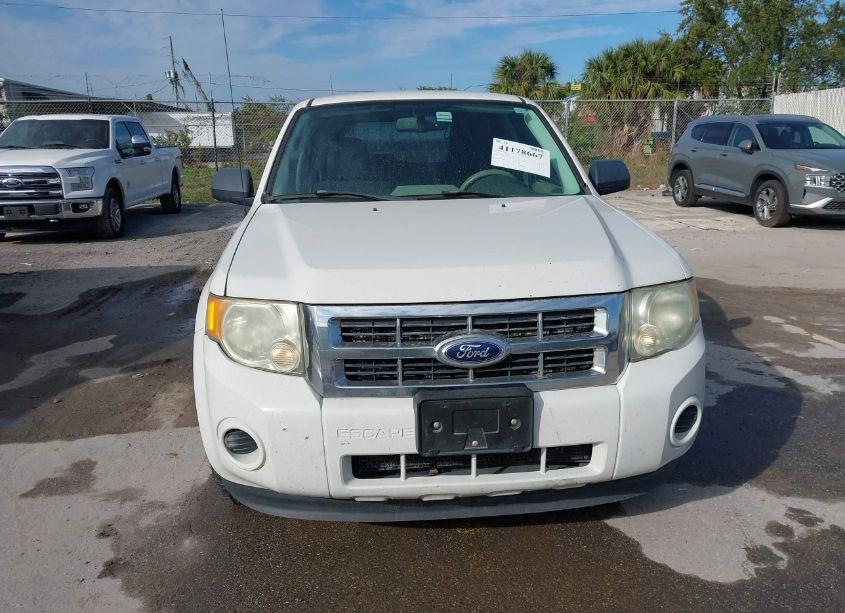 Photo 6 of 2012 Ford Escape XLS (VIN 1FMCU0C79CKC27637)