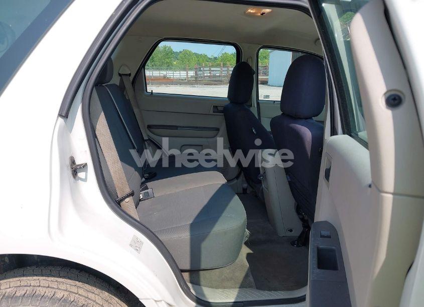 Photo 8 of 2012 Ford Escape XLS (VIN 1FMCU0C79CKC53123)