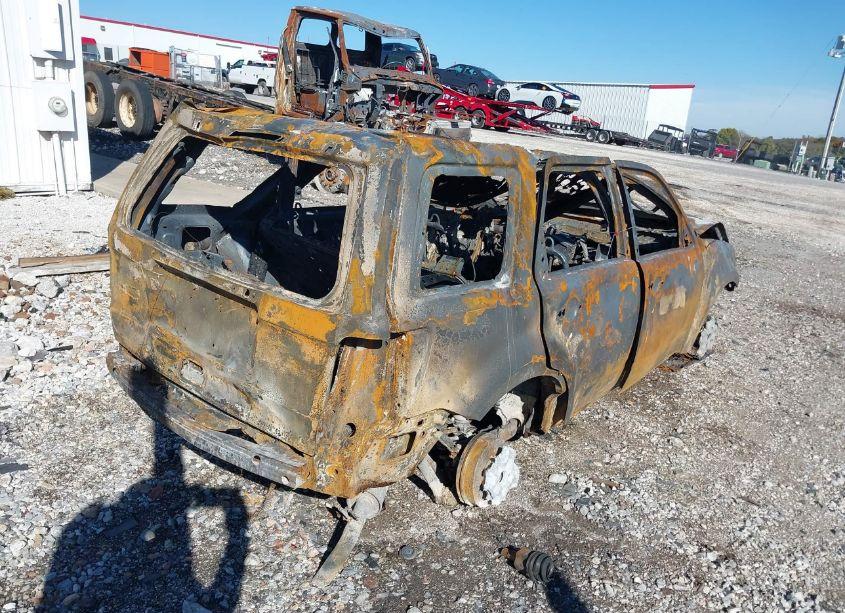 Photo 4 of 2010 Ford Escape XLS (VIN 1FMCU0C7XAKD26528)