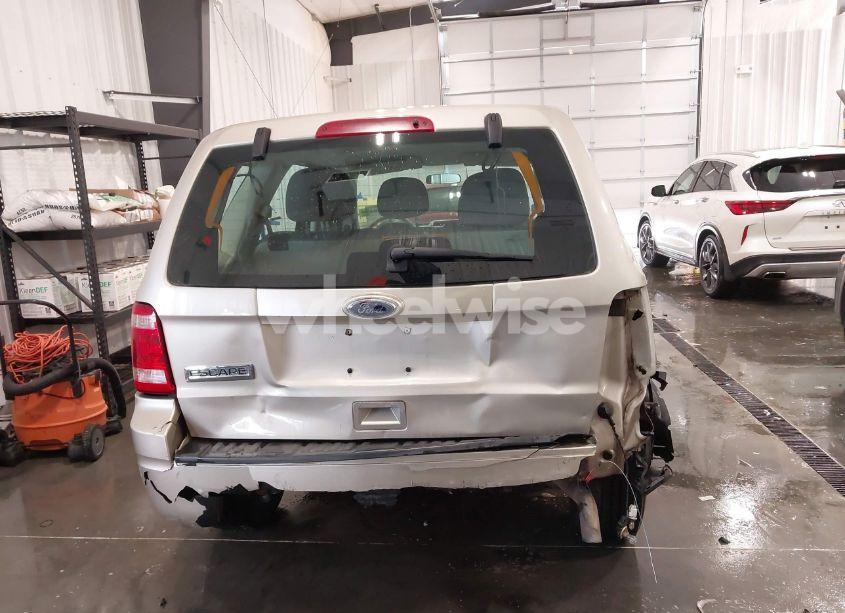 Photo 17 of 2011 Ford Escape XLS (VIN 1FMCU0C7XBKA32239)