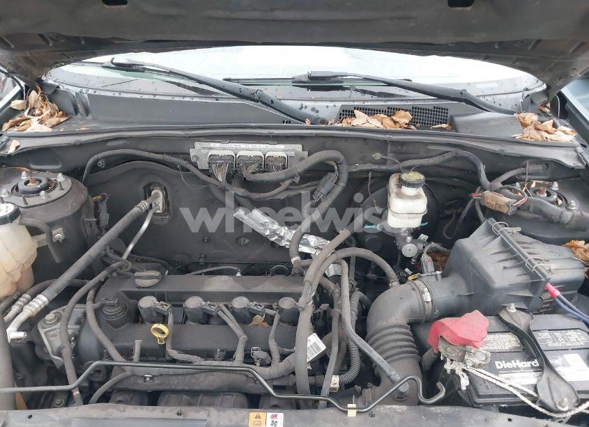 Photo 10 of 2011 Ford Escape XLS (VIN 1FMCU0C7XBKB77538)