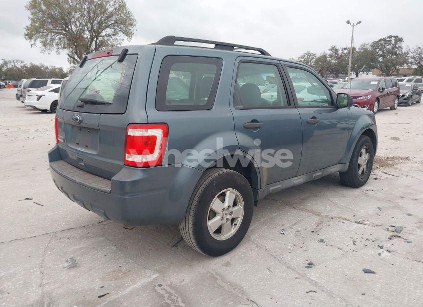 Photo 4 of 2011 Ford Escape XLS (VIN 1FMCU0C7XBKB77538)