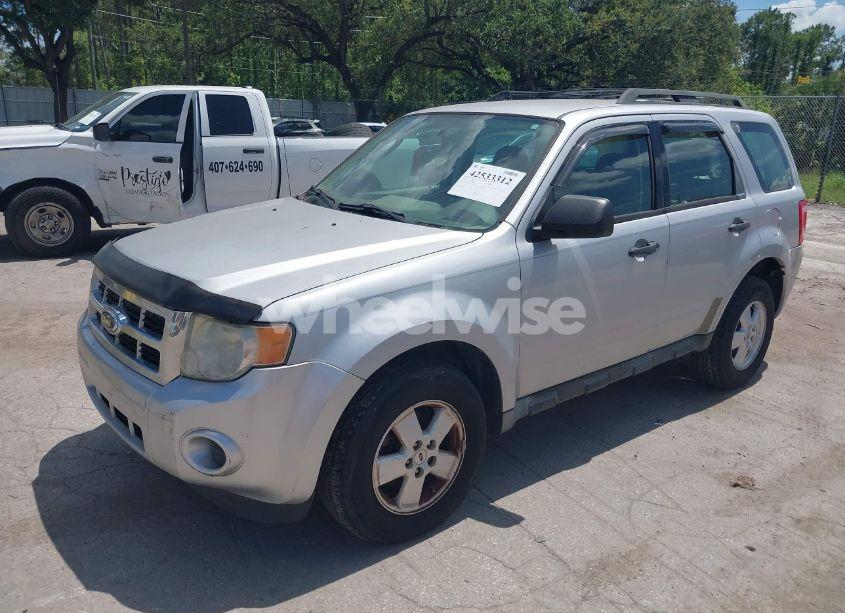 Photo 2 of 2012 Ford Escape XLS (VIN 1FMCU0C7XCKA20447)