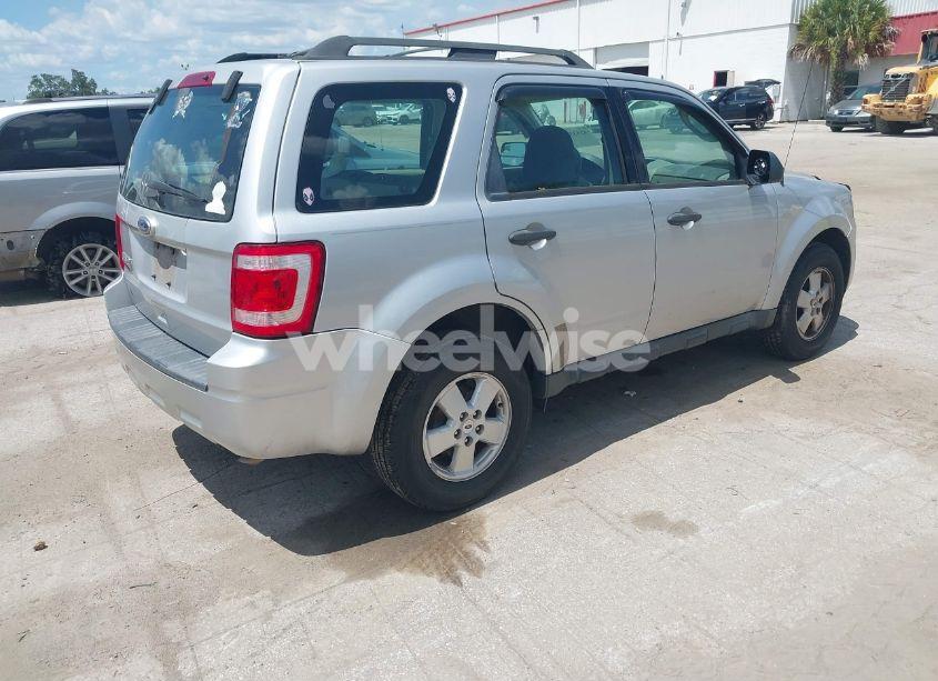 Photo 4 of 2012 Ford Escape XLS (VIN 1FMCU0C7XCKA20447)