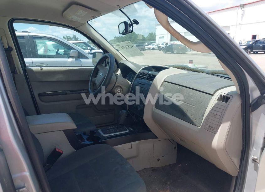 Photo 5 of 2012 Ford Escape XLS (VIN 1FMCU0C7XCKA20447)