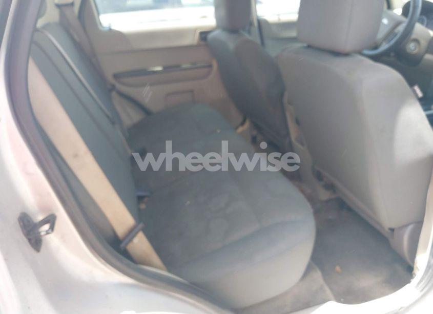Photo 8 of 2012 Ford Escape XLS (VIN 1FMCU0C7XCKA20447)