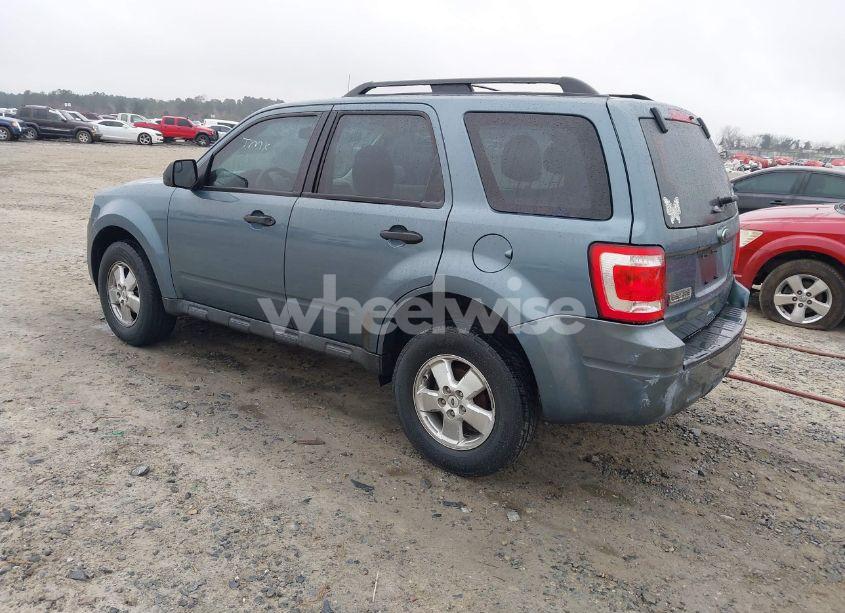 Photo 3 of 2012 Ford Escape XLS (VIN 1FMCU0C7XCKA81510)