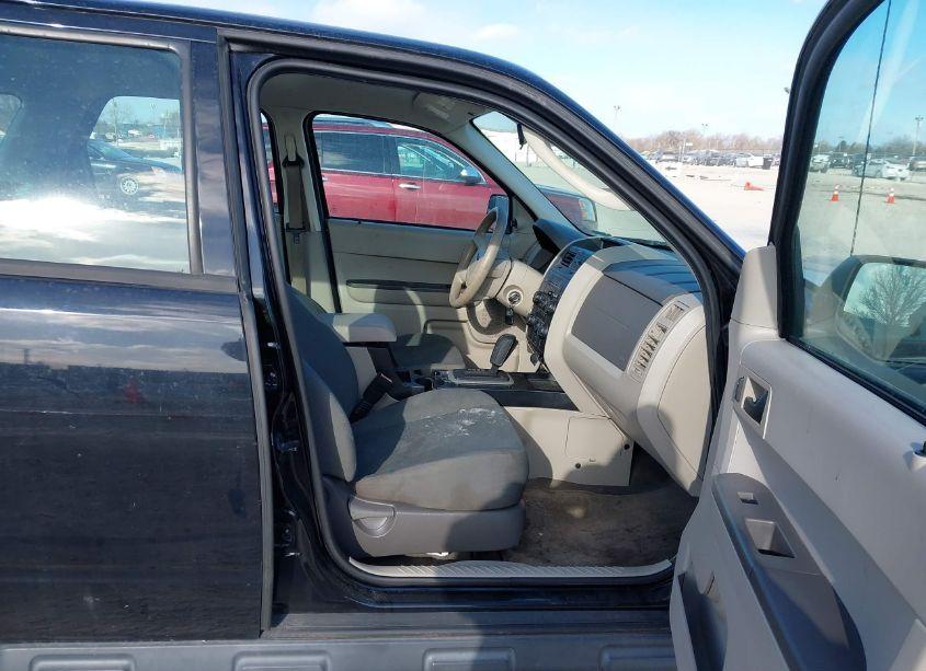 Photo 5 of 2012 Ford Escape XLS (VIN 1FMCU0C7XCKC38680)