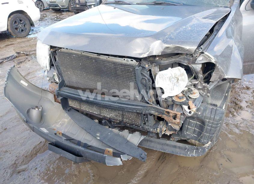 Photo 6 of 2010 Ford Escape XLT (VIN 1FMCU0D70AKB62365)