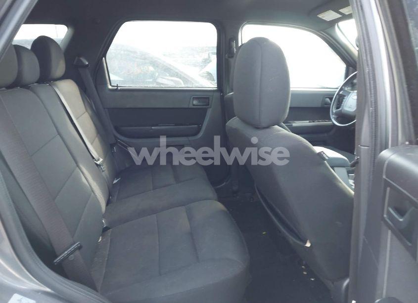 Photo 8 of 2010 Ford Escape XLT (VIN 1FMCU0D70AKB62365)