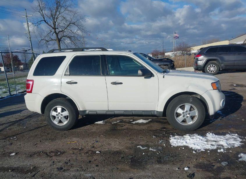 Photo 13 of 2010 Ford Escape XLT (VIN 1FMCU0D70AKC88676)