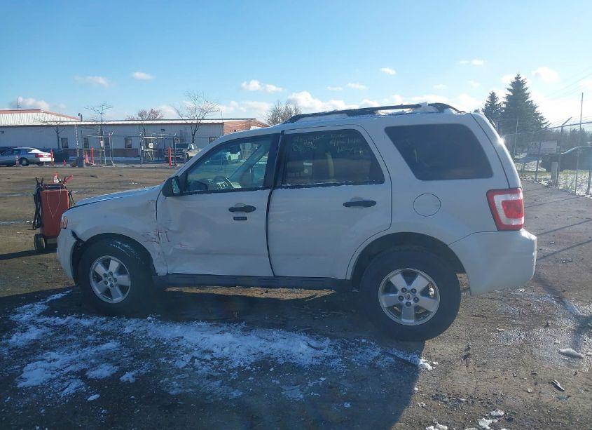 Photo 14 of 2010 Ford Escape XLT (VIN 1FMCU0D70AKC88676)