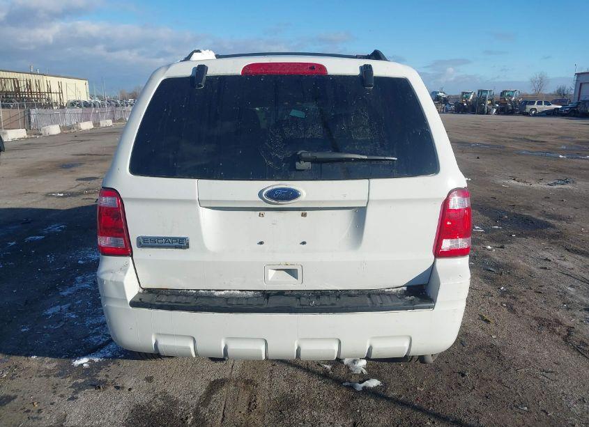 Photo 16 of 2010 Ford Escape XLT (VIN 1FMCU0D70AKC88676)