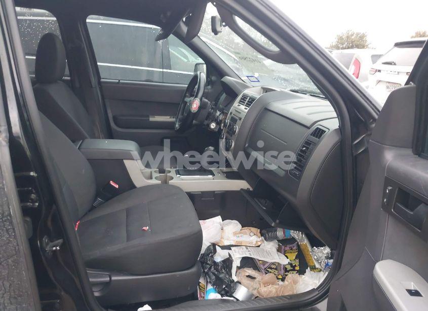 Photo 5 of 2010 Ford Escape XLT (VIN 1FMCU0D70AKD45183)