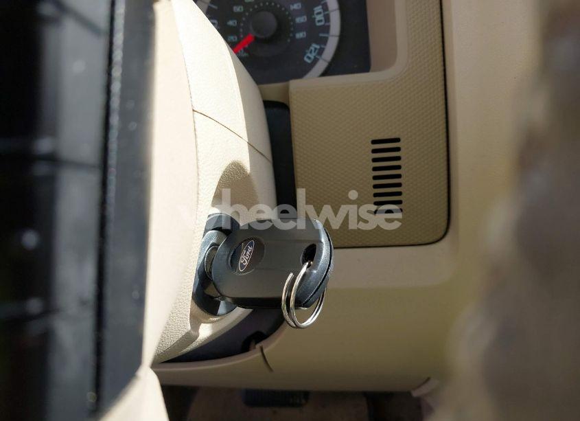 Photo 11 of 2011 Ford Escape XLT (VIN 1FMCU0D70BKA62834)