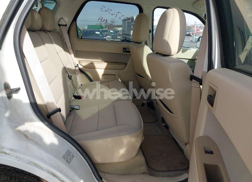 Photo 8 of 2011 Ford Escape XLT (VIN 1FMCU0D70BKA62834)