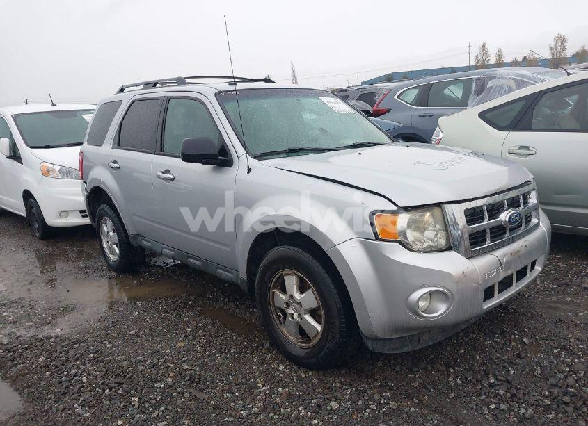 2011 Ford Escape XLT AUTOMATIC (VIN 1FMCU0D70BKB07254) main photo