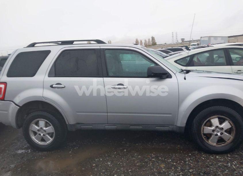 Photo 13 of 2011 Ford Escape XLT AUTOMATIC (VIN 1FMCU0D70BKB07254)