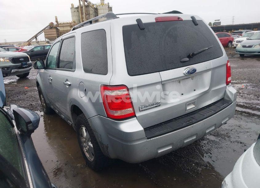 Photo 3 of 2011 Ford Escape XLT AUTOMATIC (VIN 1FMCU0D70BKB07254)
